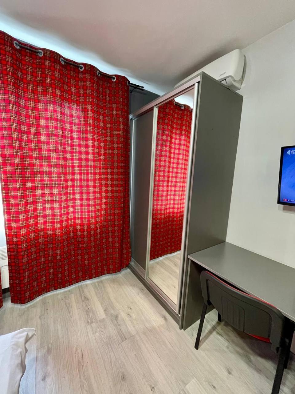 Yes Silver Apartment