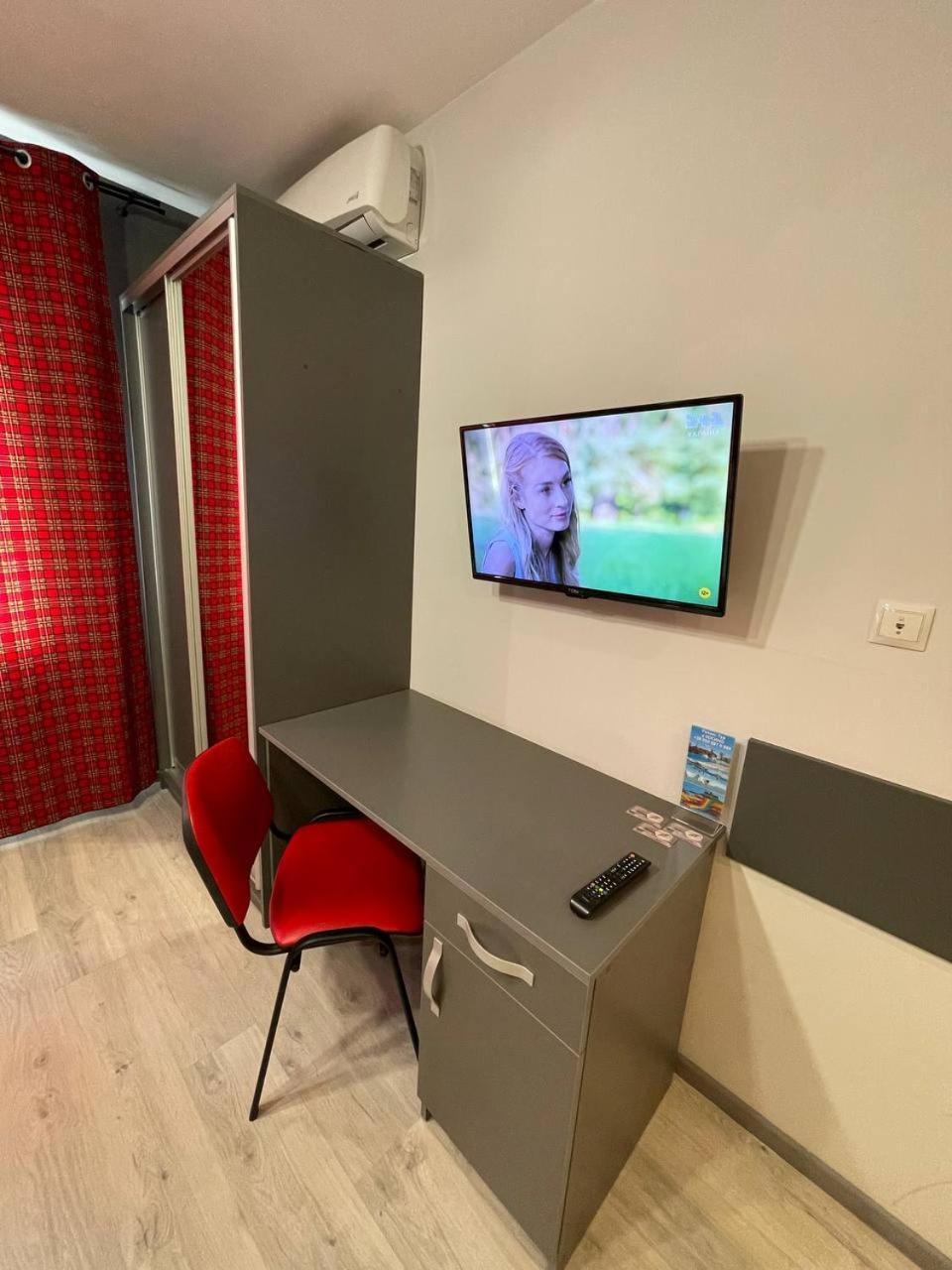 Yes Silver Apartment