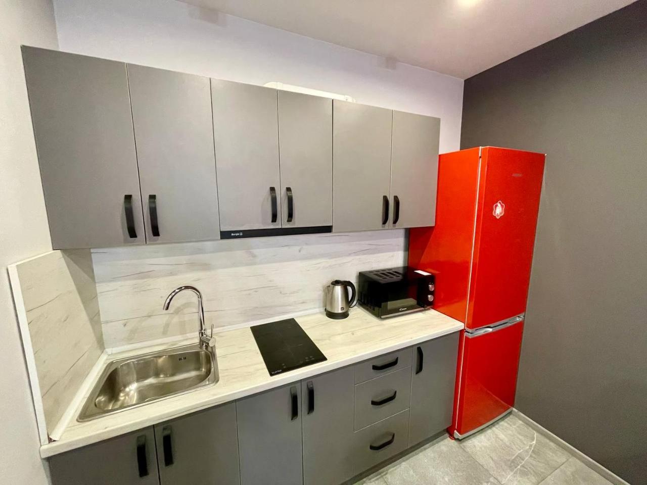 Yes Silver Apartment Uzhhorod